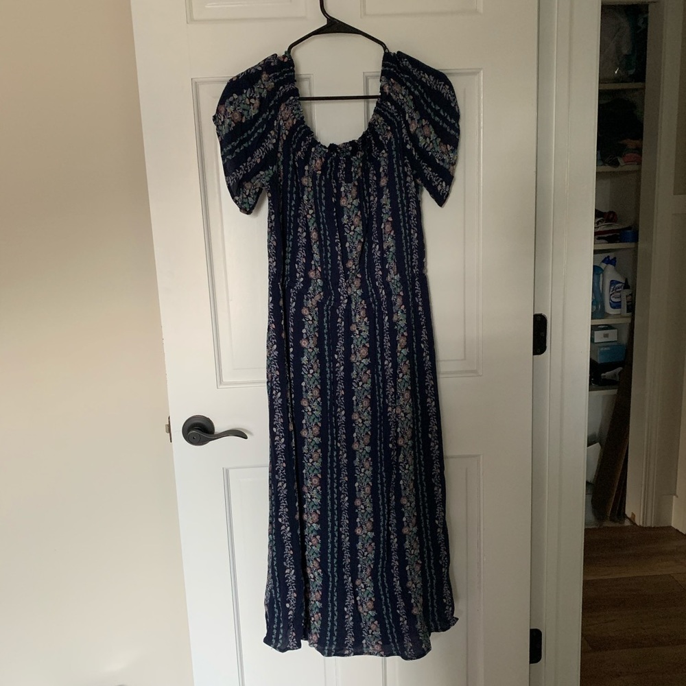 Old navy Off the Shoulder Midi Floral Dress - Picture 2 of 5